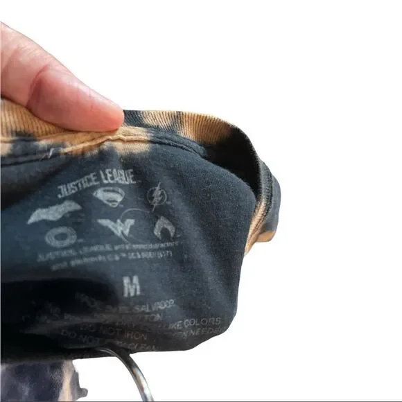 DC Comics Justice League Mens Tie Dye Bat Symbol Batman Graphic T-Shirt - Picture 3 of 3